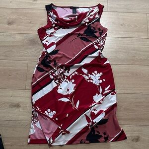 Elegant Floral Midi Dress in Red and Black